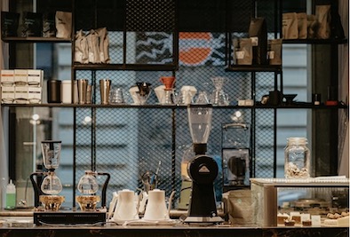 Coffee Grinder,Pouring Kettle,Filter Cup,Drip Kettle,Filter Paper,Digital Scale,Measuring Spoon,Coffee Machine Head Brush,Thermometer